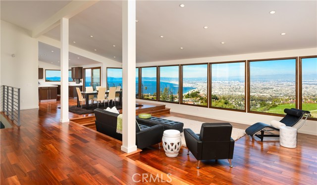 6061 Woodfern Drive, Rancho Palos Verdes, California 90275, 6 Bedrooms Bedrooms, ,4 BathroomsBathrooms,Residential,Sold,Woodfern,SB19042575