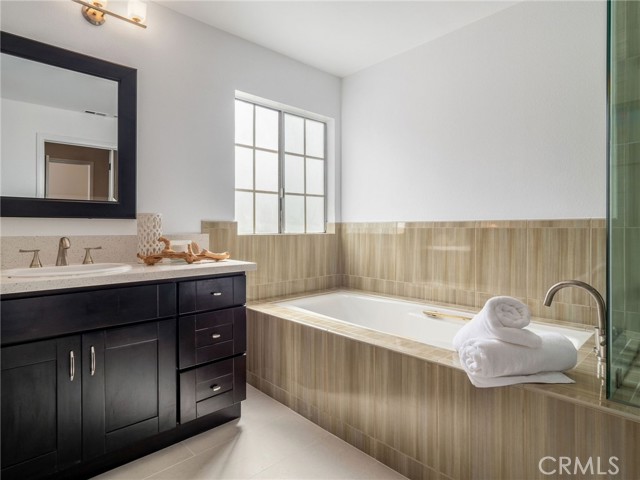 1933 Nelson Avenue, Redondo Beach, California 90278, 4 Bedrooms Bedrooms, ,2 BathroomsBathrooms,Residential,Sold,Nelson,SB21055461