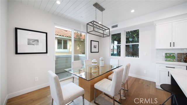 1904 Mathews Ave, Redondo Beach, California 90278, 5 Bedrooms Bedrooms, ,5 BathroomsBathrooms,Residential,Sold,Mathews Ave,PV21055128