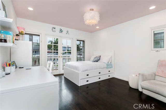 2516 Pacific Avenue, Manhattan Beach, California 90266, 4 Bedrooms Bedrooms, ,3 BathroomsBathrooms,Residential,Sold,Pacific,SB20122478