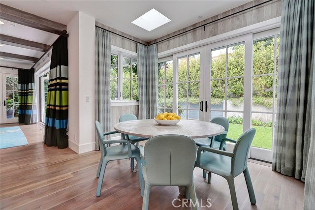 Breakfast Area in Kitchen adjacent to Family Room