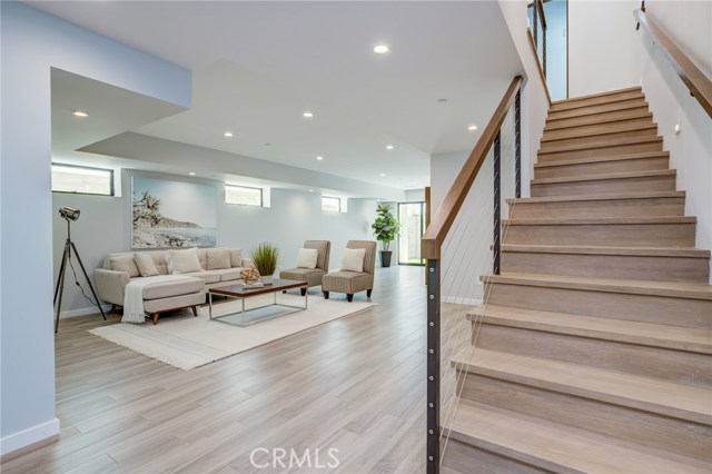 1511 Golden Avenue, Hermosa Beach, California 90254, 5 Bedrooms Bedrooms, ,2 BathroomsBathrooms,Residential,Sold,Golden,SB19224666