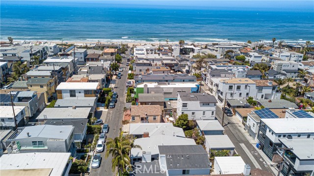 457 28th Street, Manhattan Beach, California 90266, 2 Bedrooms Bedrooms, ,1 BathroomBathrooms,Residential,Sold,28th,SB21112432