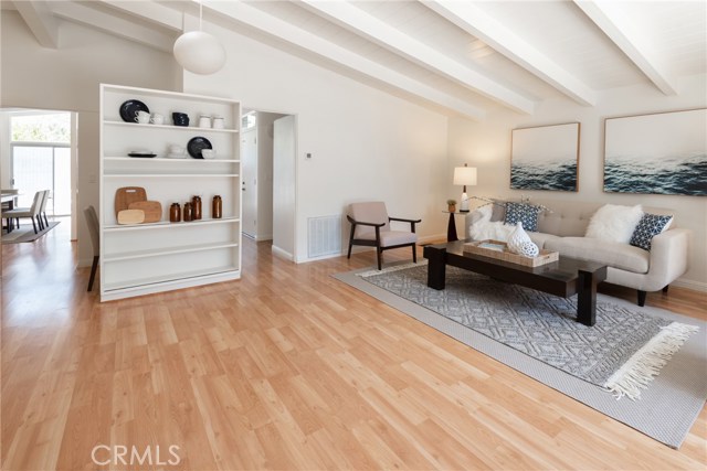 852 18th, Manhattan Beach, California 90266, 4 Bedrooms Bedrooms, ,1 BathroomBathrooms,Residential,Sold,18th,SB20139694