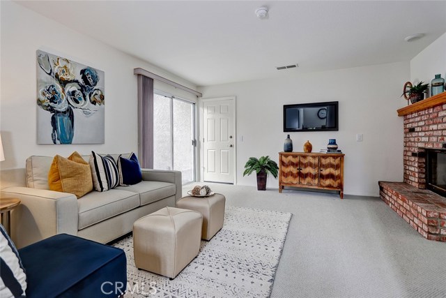 1915 Ernest Avenue, Redondo Beach, California 90278, 3 Bedrooms Bedrooms, ,2 BathroomsBathrooms,Residential,Sold,Ernest,SB18258567