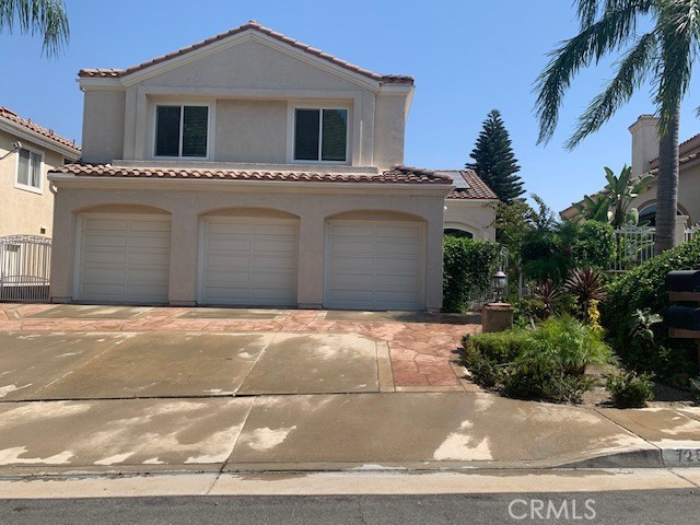 Photo of 725 S Morningstar Drive, Anaheim Hills, CA 92808