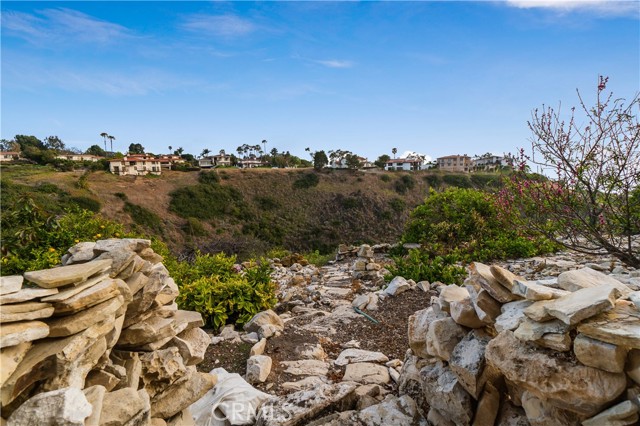 1625 Via Barcelona, Palos Verdes Estates, California 90274, 5 Bedrooms Bedrooms, ,3 BathroomsBathrooms,Residential,Sold,Via Barcelona,PV21111092