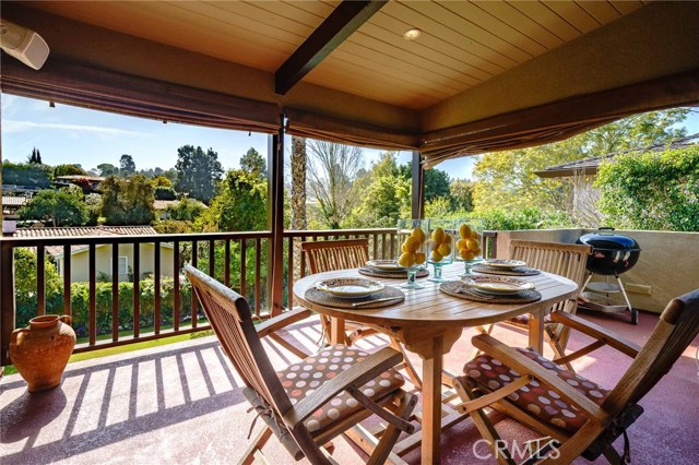 2220 Via Alamitos, Palos Verdes Estates, California 90274, 4 Bedrooms Bedrooms, ,2 BathroomsBathrooms,Residential,Sold,Via Alamitos,PV20033248