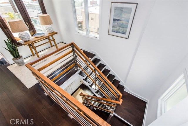 315 24th Street, Manhattan Beach, California 90266, 3 Bedrooms Bedrooms, ,3 BathroomsBathrooms,Residential,Sold,24th,SB19094149