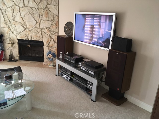 1920 Voorhees Avenue, Redondo Beach, California 90278, 3 Bedrooms Bedrooms, ,2 BathroomsBathrooms,Residential,Sold,Voorhees,SB18248726