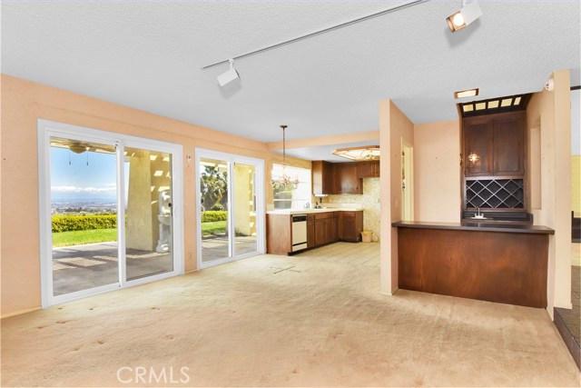 4215 Rousseau Lane, Palos Verdes Peninsula, California 90274, 4 Bedrooms Bedrooms, ,3 BathroomsBathrooms,Residential,Sold,Rousseau,SB20060171