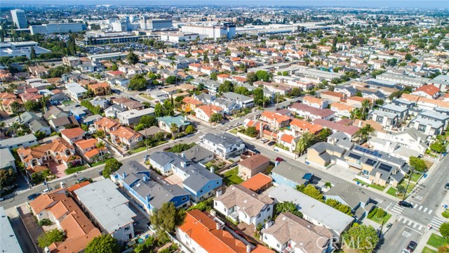 2022 Bataan Road, Redondo Beach, California 90278, 5 Bedrooms Bedrooms, ,4 BathroomsBathrooms,Residential,Sold,Bataan,PV20137433