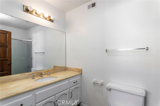 710 Guadalupe Avenue, Redondo Beach, California 90277, 2 Bedrooms Bedrooms, ,2 BathroomsBathrooms,Residential,Sold,Guadalupe,SB19038986