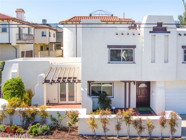 1011 Diamond Street, Redondo Beach, California 90277, 3 Bedrooms Bedrooms, ,1 BathroomBathrooms,Residential,Sold,Diamond,PV21056116