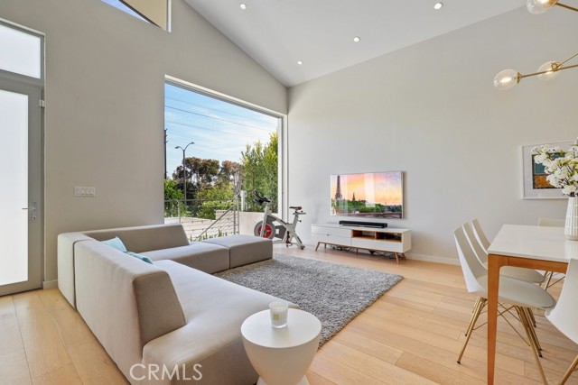 720 Rosecrans Avenue, Manhattan Beach, California 90266, 4 Bedrooms Bedrooms, ,3 BathroomsBathrooms,Residential,Sold,Rosecrans,PW21110961