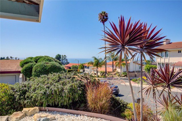 6930 Kings Harbor Drive, Rancho Palos Verdes, California 90275, 4 Bedrooms Bedrooms, ,2 BathroomsBathrooms,Residential,Sold,Kings Harbor,SB20051376