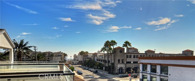 f9ae9de6-7a76-4bf5-9d1d-e83c87cee6e3 312 3rd Street, Huntington Beach, CA 92648 <span style='background-color:transparent;padding:0px;'><small><i> </i></small></span>