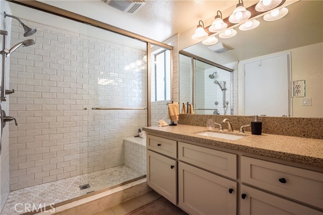 106 Guadalupe Avenue, Redondo Beach, California 90277, 3 Bedrooms Bedrooms, ,2 BathroomsBathrooms,Residential,Sold,Guadalupe,SB19193639