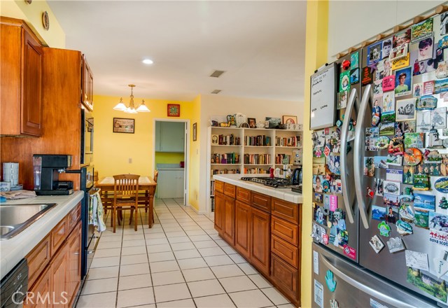 19 Ranchview Road, Rolling Hills Estates, California 90274, 4 Bedrooms Bedrooms, ,3 BathroomsBathrooms,Residential,Sold,Ranchview,PV17211623