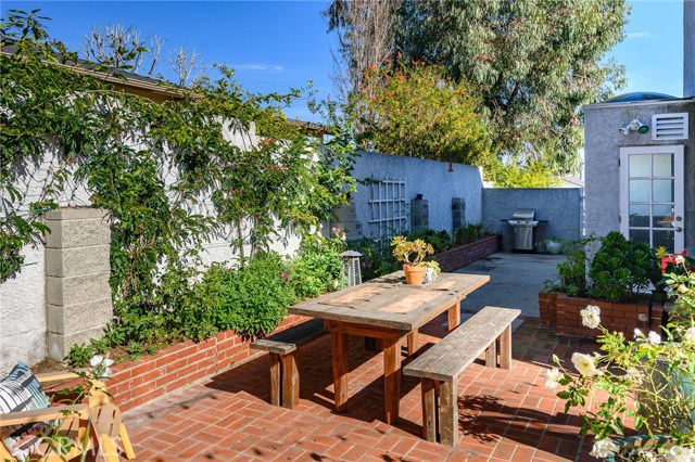 501 Green Lane, Redondo Beach, California 90278, 4 Bedrooms Bedrooms, ,2 BathroomsBathrooms,Residential,Sold,Green Lane,SB20035611