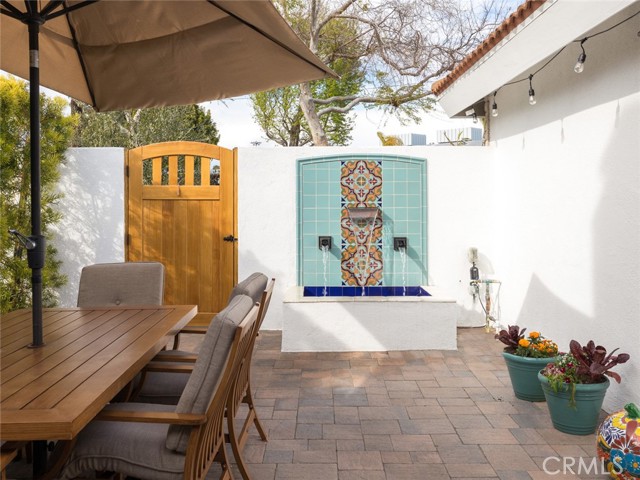 816 Knob Hill Avenue, Redondo Beach, California 90277, 3 Bedrooms Bedrooms, ,2 BathroomsBathrooms,Residential,Sold,Knob Hill,SB21051287
