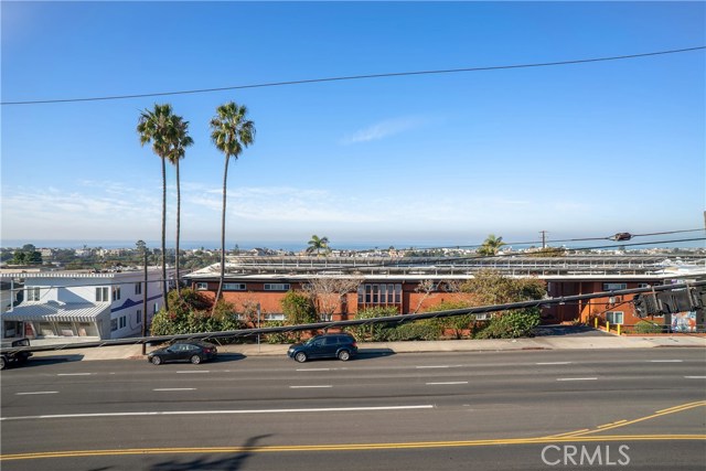 805 19th Street, Hermosa Beach, California 90254, 3 Bedrooms Bedrooms, ,2 BathroomsBathrooms,Residential,Sold,19th,SB18213012