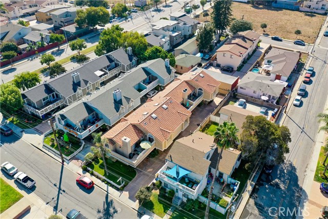 Well-maintained three on a lot townhome