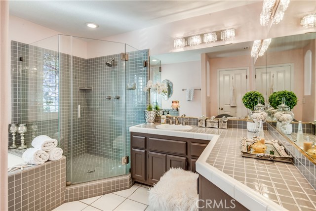 2231 Mathews Avenue, Redondo Beach, California 90278, 3 Bedrooms Bedrooms, ,2 BathroomsBathrooms,Residential,Sold,Mathews,PV21018337