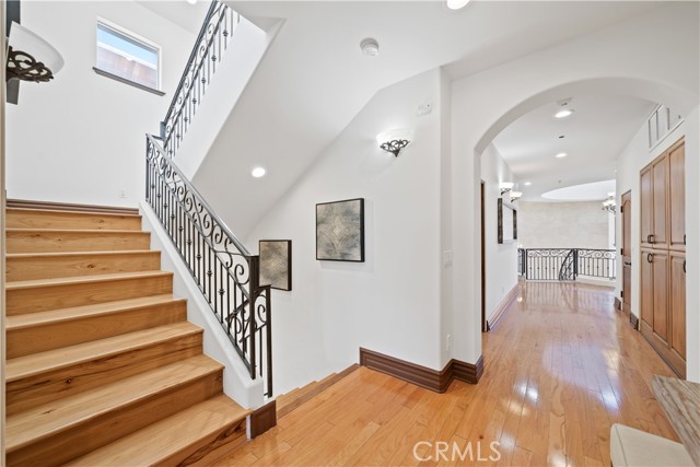 712 Sapphire Street, Redondo Beach, California 90277, 5 Bedrooms Bedrooms, ,3 BathroomsBathrooms,Residential,Sold,Sapphire,SB21110683