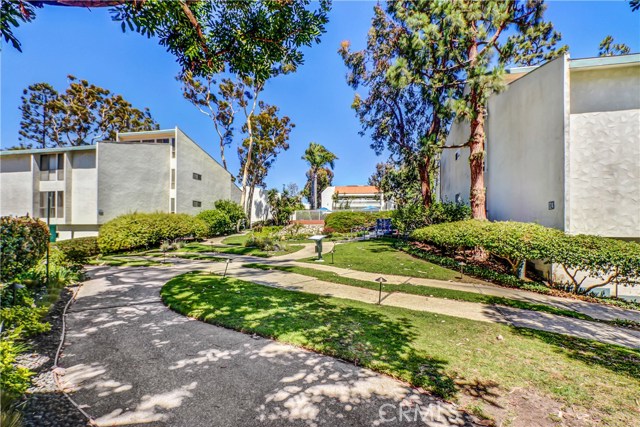 816 Camino Real, Redondo Beach, California 90277, 2 Bedrooms Bedrooms, ,1 BathroomBathrooms,Residential,Sold,Camino Real,SB17142888