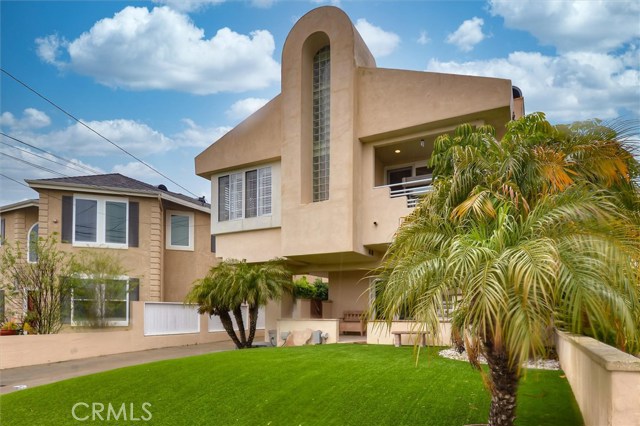 2013 Clark Lane, Redondo Beach, California 90278, 3 Bedrooms Bedrooms, ,2 BathroomsBathrooms,Residential,Sold,Clark,SB20074345