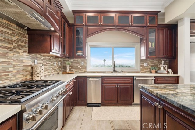 126 Prospect Avenue, Redondo Beach, California 90277, 4 Bedrooms Bedrooms, ,4 BathroomsBathrooms,Residential,Sold,Prospect,SB20180219