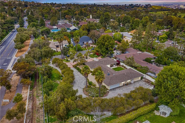 2 Branding Iron Lane, Rolling Hills Estates, California 90274, 4 Bedrooms Bedrooms, ,5 BathroomsBathrooms,Residential,Sold,Branding Iron,PV20092769