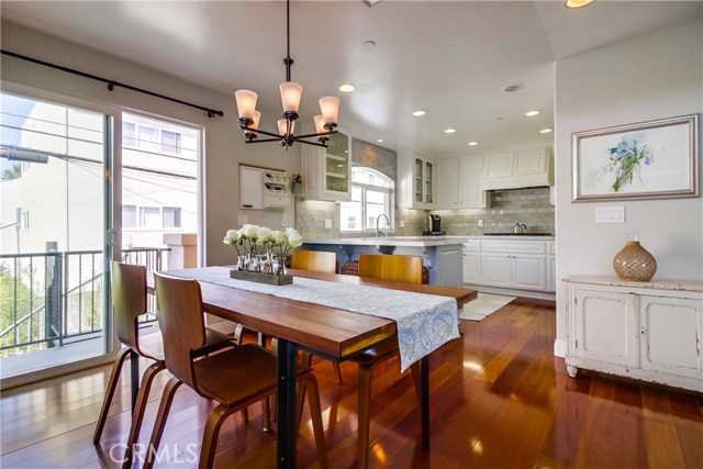 1103 Catalina Avenue, Redondo Beach, California 90277, 3 Bedrooms Bedrooms, ,1 BathroomBathrooms,Residential,Sold,Catalina,SB17200799