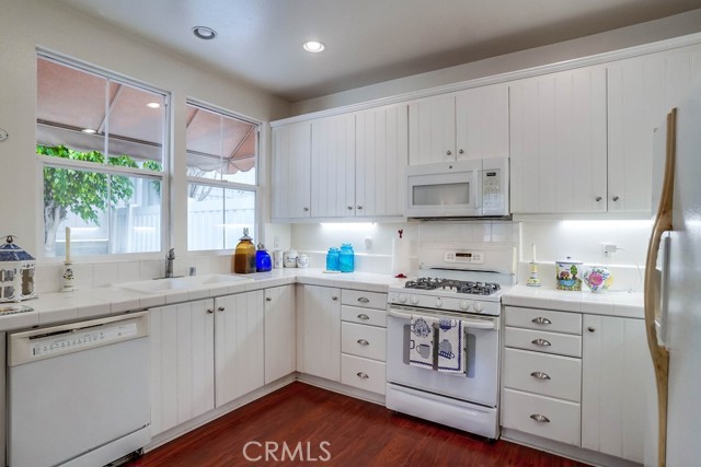 1800 Pacific Coast Highway, Redondo Beach, California 90277, 4 Bedrooms Bedrooms, ,2 BathroomsBathrooms,Residential,Sold,Pacific Coast Highway,SB21134588