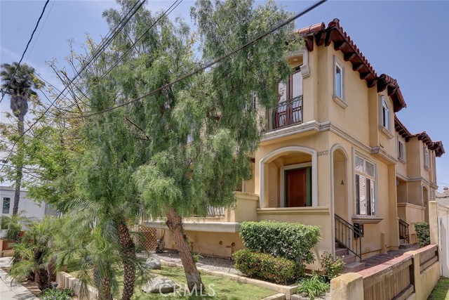 2207 Perkins Lane, Redondo Beach, California 90278, 3 Bedrooms Bedrooms, ,2 BathroomsBathrooms,Residential,Sold,Perkins,SB21094545