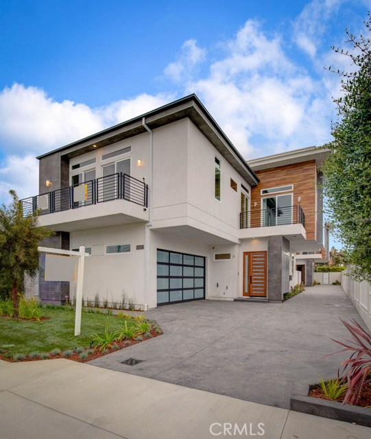 2104 Voorhees Avenue, Redondo Beach, California 90278, 4 Bedrooms Bedrooms, ,3 BathroomsBathrooms,Residential,Sold,Voorhees,PV19109969