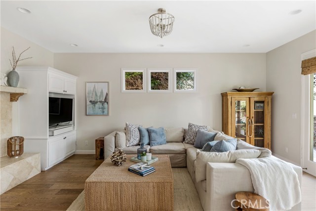 717 29th Street, Manhattan Beach, California 90266, 5 Bedrooms Bedrooms, ,4 BathroomsBathrooms,Residential,Sold,29th,SB21147466