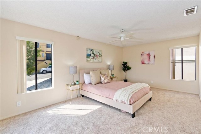 1287 7th Place, Hermosa Beach, California 90254, 4 Bedrooms Bedrooms, ,3 BathroomsBathrooms,Residential,Sold,7th,TR19240895