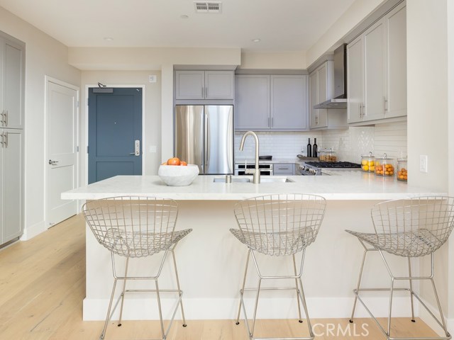 1920 Pacific Coast Highway, Redondo Beach, California 90277, 2 Bedrooms Bedrooms, ,2 BathroomsBathrooms,Residential,Sold,Pacific Coast Highway,SB21006104