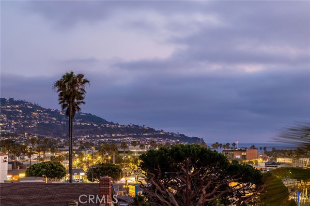 323 Avenue G, Redondo Beach, California 90277, 4 Bedrooms Bedrooms, ,1 BathroomBathrooms,Residential,Sold,Avenue G,PV21158630