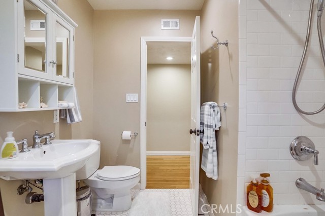 1928 Velez Drive, Rancho Palos Verdes, California 90275, 4 Bedrooms Bedrooms, ,2 BathroomsBathrooms,Residential,Sold,Velez,SB21055701