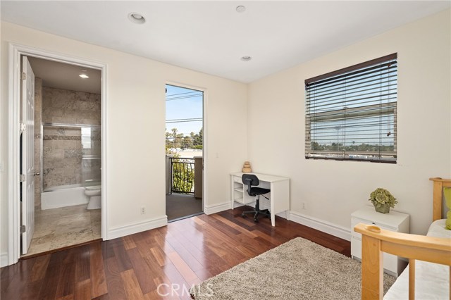 2617 Ripley Avenue, Redondo Beach, California 90278, 4 Bedrooms Bedrooms, ,4 BathroomsBathrooms,Residential,Sold,Ripley,SB20168034