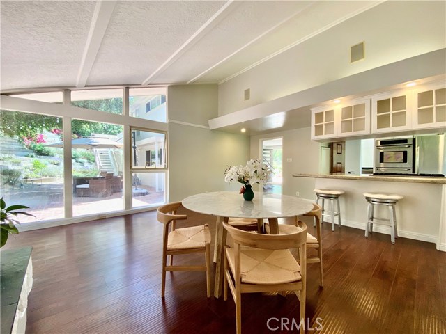 30 Encanto Drive, Rolling Hills Estates, California 90274, 4 Bedrooms Bedrooms, ,3 BathroomsBathrooms,Residential,Sold,Encanto,PV20080476