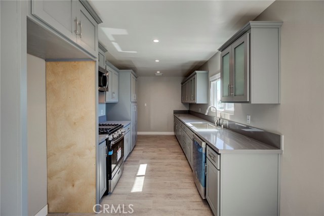 2408 Ives Lane, Redondo Beach, California 90278, 3 Bedrooms Bedrooms, ,2 BathroomsBathrooms,Residential,Sold,Ives,PV18253723 2408 Ives Lane, Redondo Beach, California 90278, 3 Bedrooms Bedrooms, ,2 BathroomsBathrooms,Residential,Sold,Ives,PV18253723