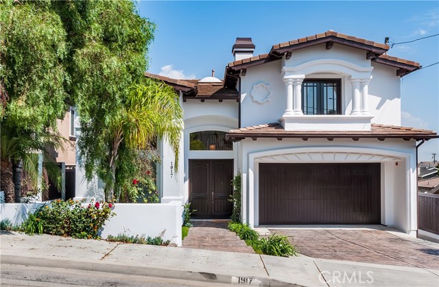 1917 Graham Avenue, Redondo Beach, California 90278, 4 Bedrooms Bedrooms, ,2 BathroomsBathrooms,Residential,Sold,Graham,SB17204089