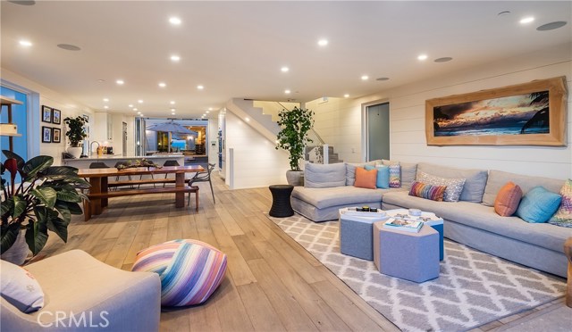 2426 The Strand