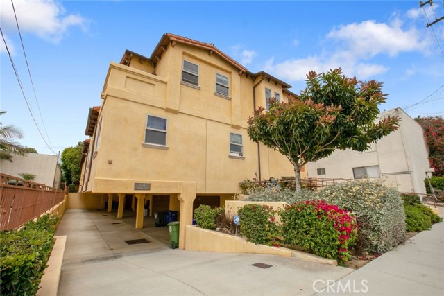 1551 Artesia Boulevard, Manhattan Beach, California 90266, 3 Bedrooms Bedrooms, ,3 BathroomsBathrooms,Residential,Sold,Artesia,SB18179996