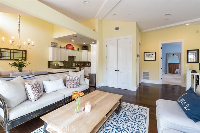 812 Irena Avenue, Redondo Beach, California 90277, 3 Bedrooms Bedrooms, ,2 BathroomsBathrooms,Residential,Sold,Irena,SB18133597