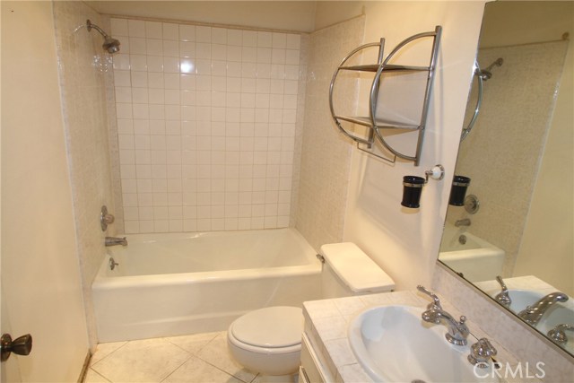 2 Bed Home for Sale in El Segundo, California